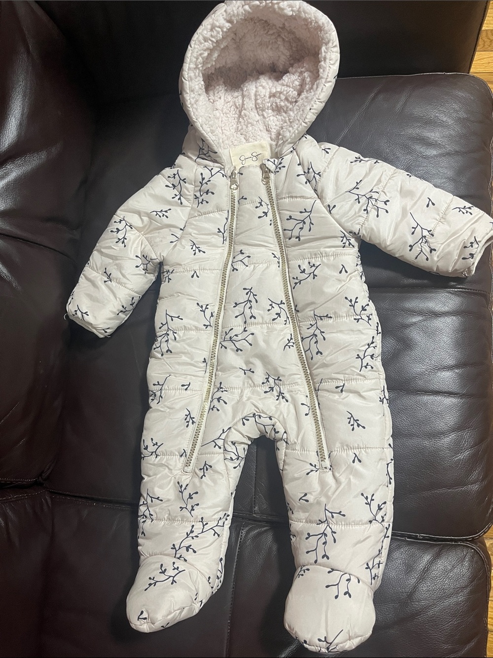 ❄️Jessica Simpson Cream Quilted Hooded Snowsuit for Baby❄️